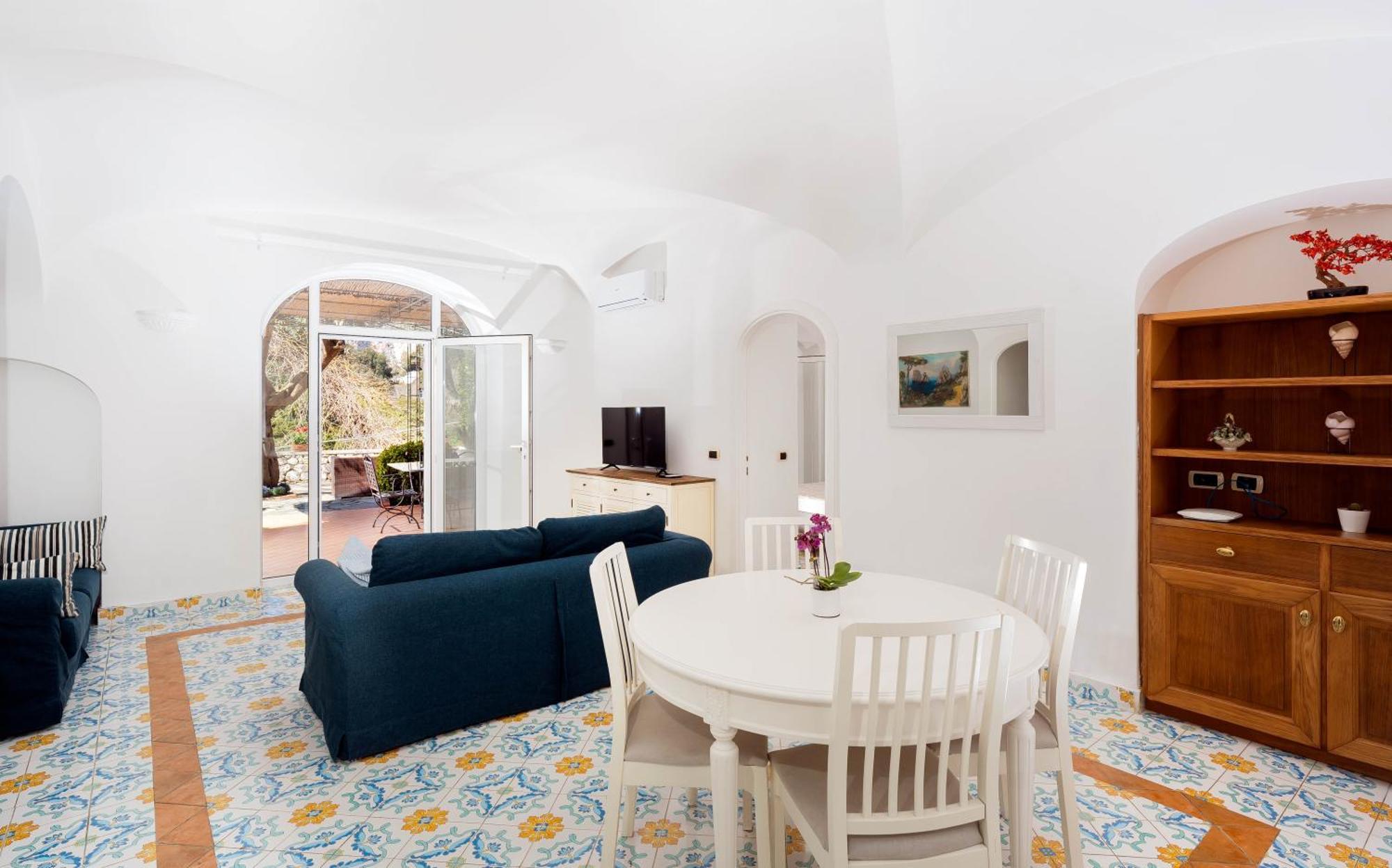 Oliveto Capri Apartments الغرفة الصورة